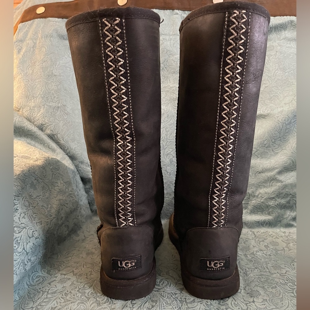 Ugg Classic Tall Boots Black Tasman Braid Beautiful Condition! Size 9